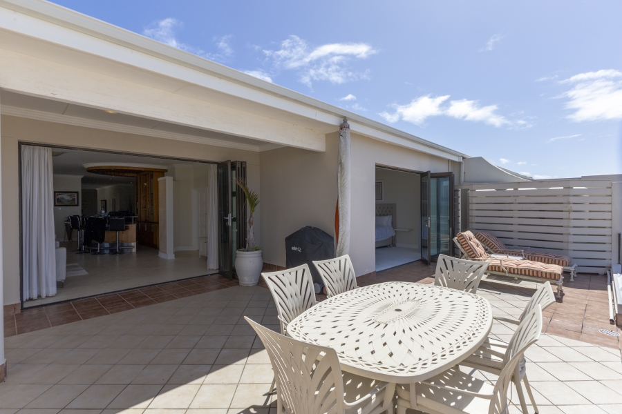 4 Bedroom Property for Sale in West Beach Eastern Cape